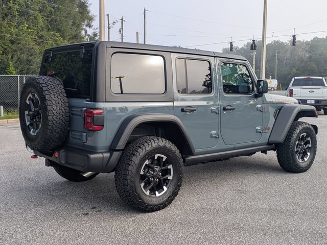 Used 2024 Jeep Wrangler Unlimited Rubicon w/ Technology Group AWD/4WD image 4
