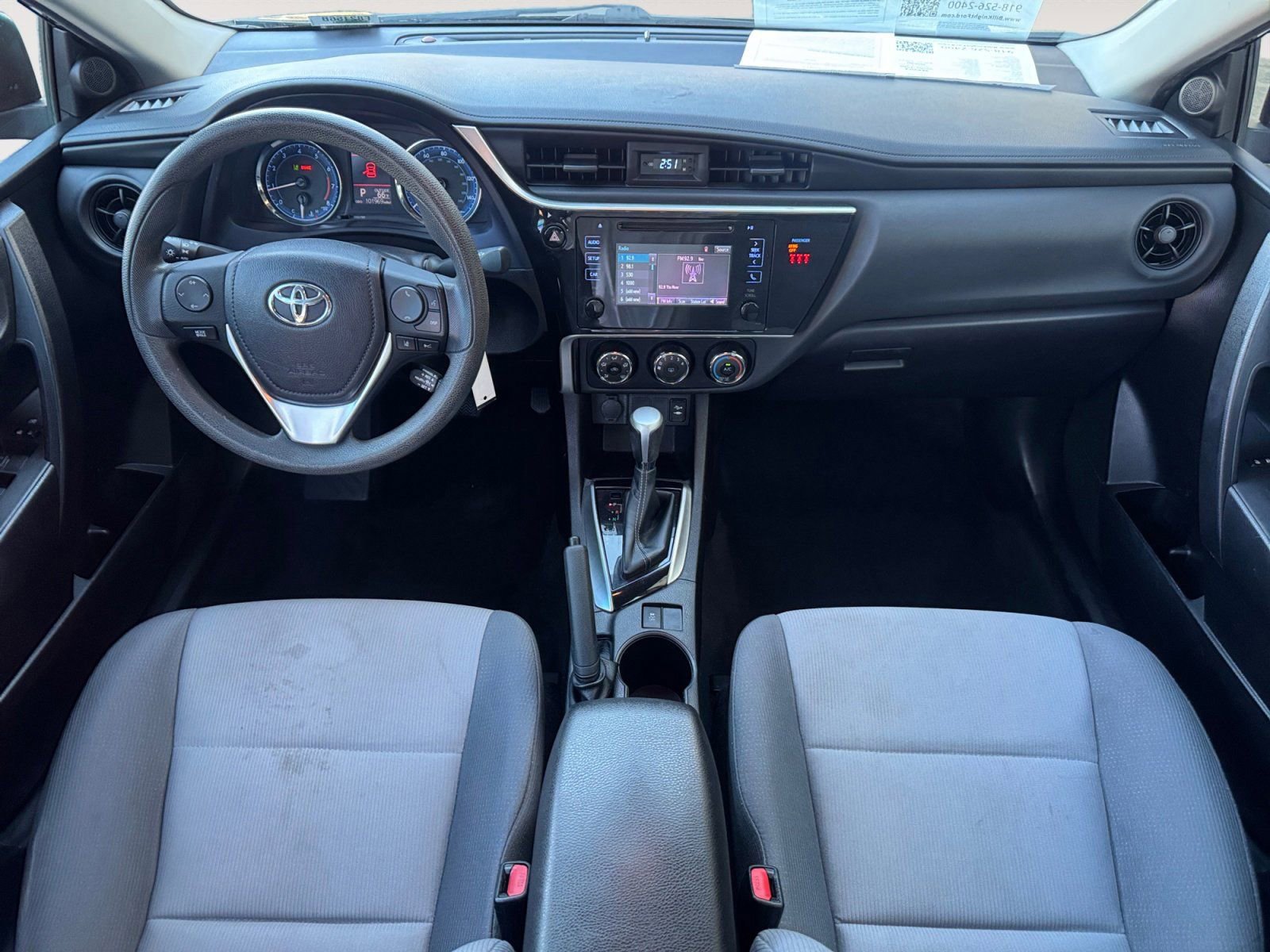 Used 2018 Toyota Corolla L image 10