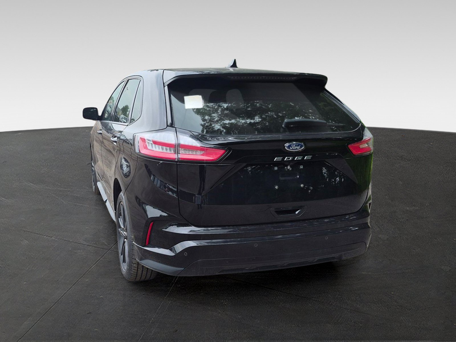 Certified 2024 Ford Edge ST-Line AWD/4WD image 5