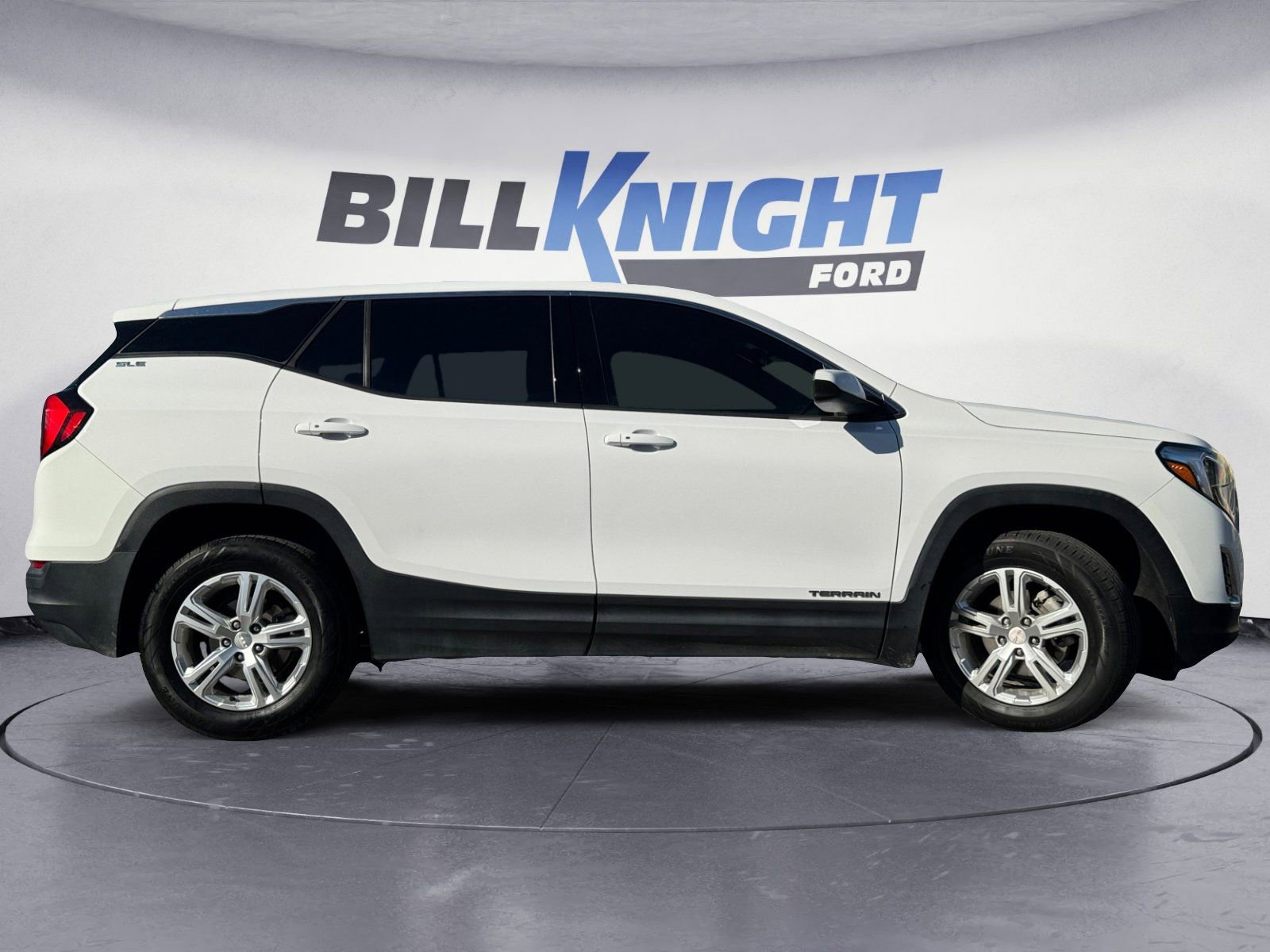 Used 2020 GMC Terrain SLE image 6