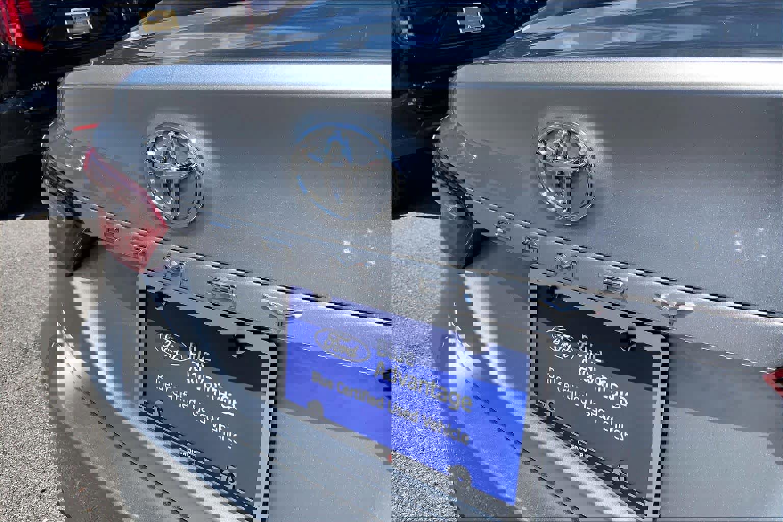 Used 2024 Toyota Camry LE FWD image 30