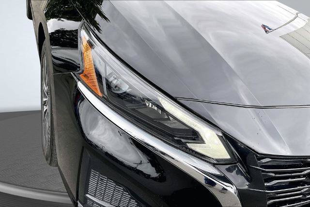 Used 2025 Nissan Altima 2.5 SV FWD image 29