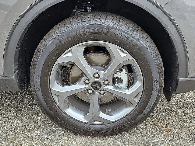 Certified 2025 Ford Escape ST-Line w/ Tech Pack #1 AWD/4WD image 28