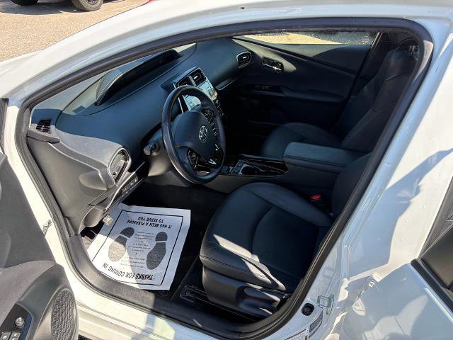 Used 2022 Toyota Prius XLE w/ Advanced Technology Package image 12