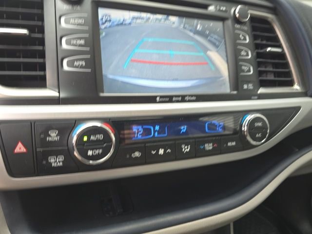 Used 2019 Toyota Highlander XLE image 13