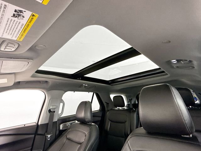 Certified 2021 Ford Explorer Limited w/ Hybrid Equipment Group 310A image 23