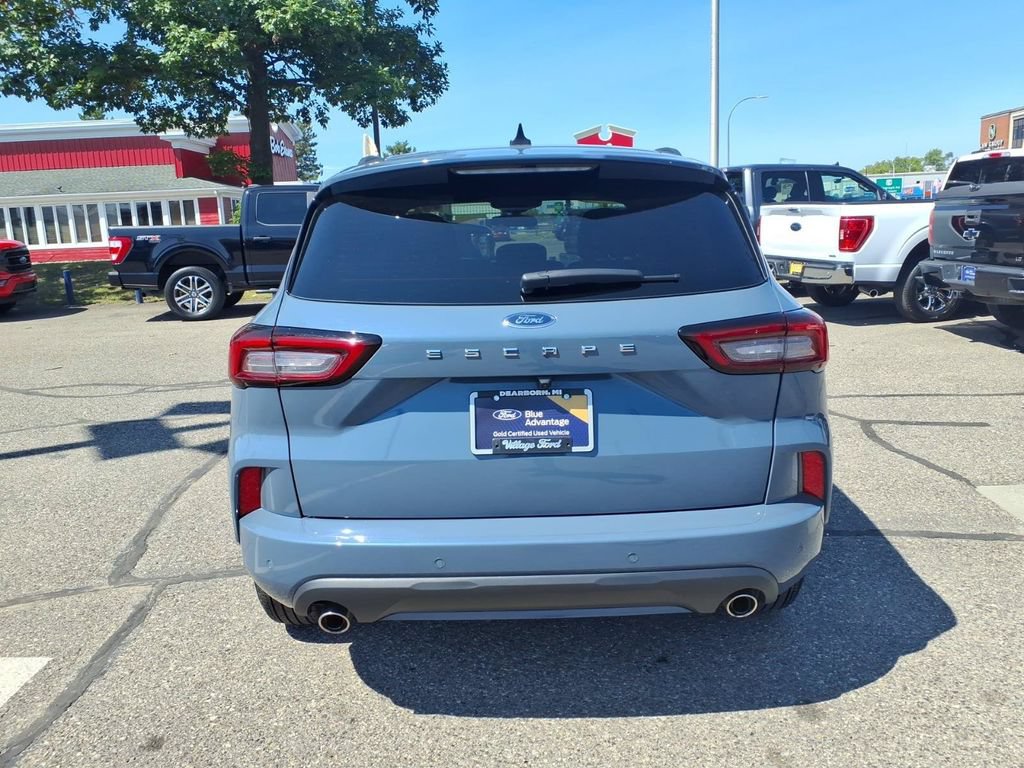 Certified 2024 Ford Escape ST-Line w/ Tech Pack #1 FWD image 8