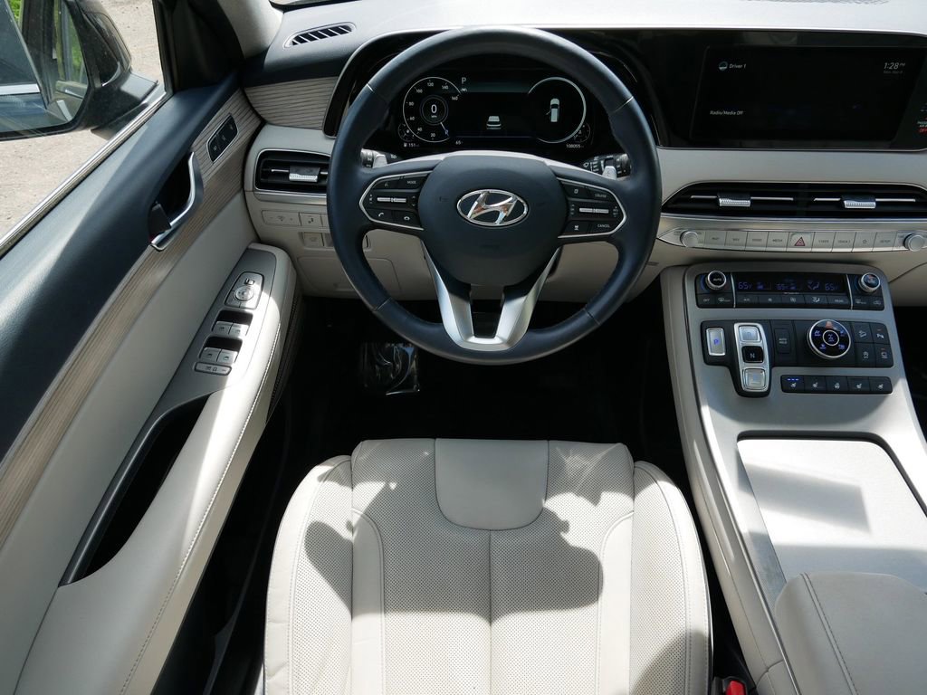 Used 2022 Hyundai Palisade Limited AWD/4WD image 12