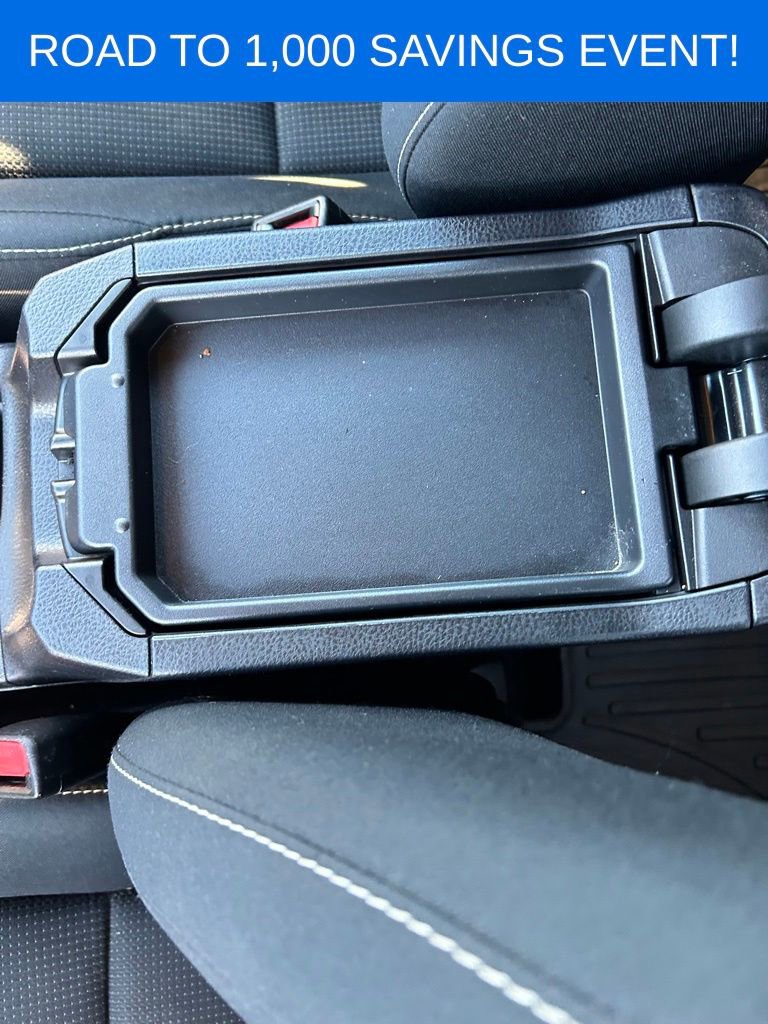 Used 2017 Toyota RAV4 XLE image 23