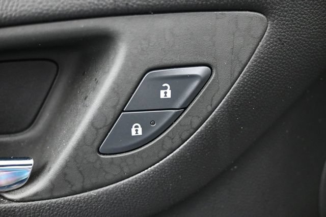 Used 2024 Chevrolet Equinox LT FWD image 15