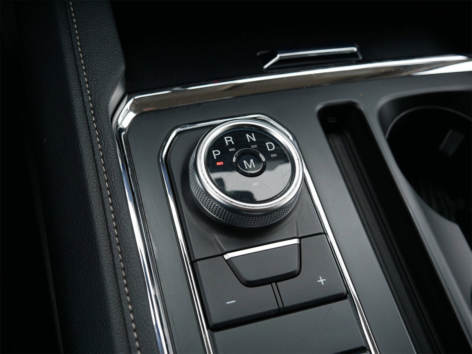 Certified 2024 Ford Expedition Max XLT image 24