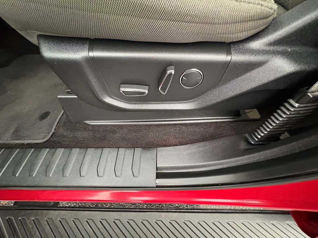 Certified 2018 Ford F150 XLT w/ Equipment Group 302A Luxury image 12