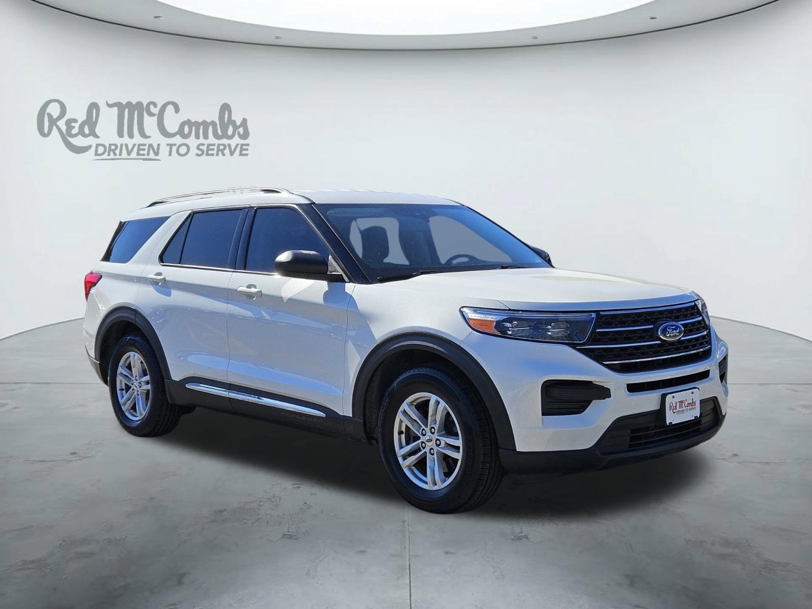 Certified 2023 Ford Explorer XLT image 1