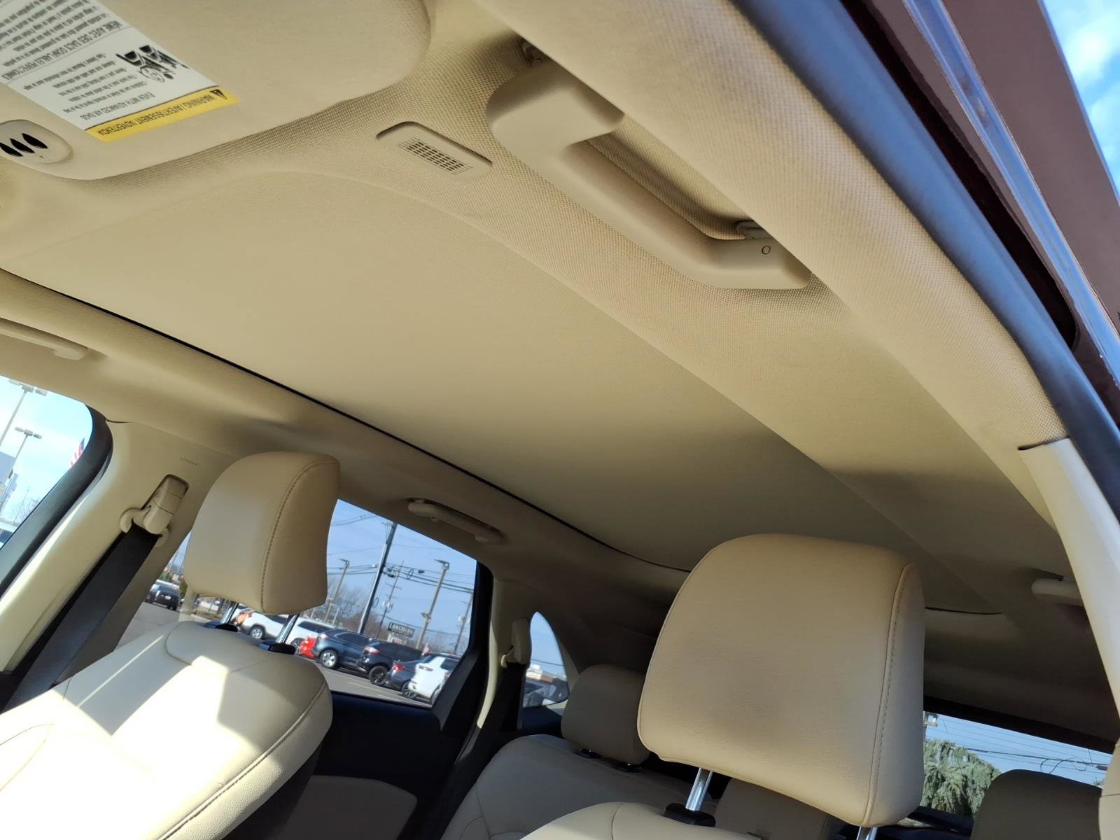 Certified 2023 Ford Edge SEL w/ Convenience Package image 16