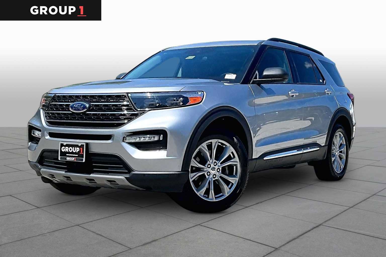 Certified 2023 Ford Explorer XLT w/ Equipment Group 202A