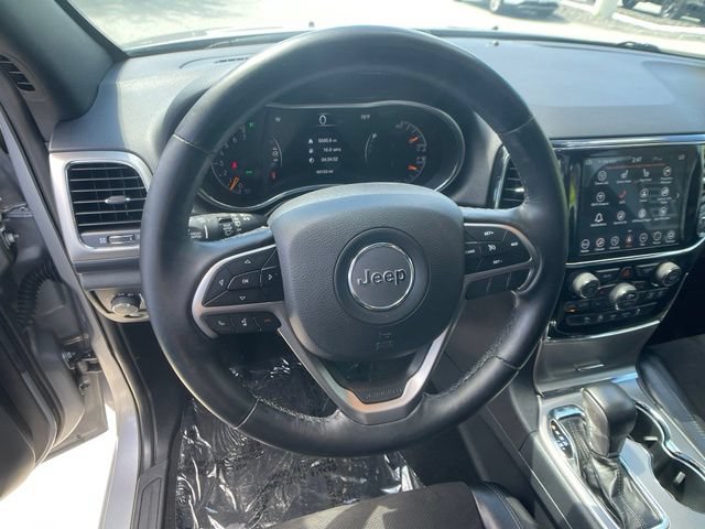 Used 2020 Jeep Grand Cherokee Altitude AWD/4WD image 18