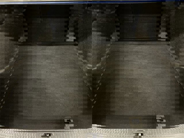 Used 2025 Toyota Camry SE image 19