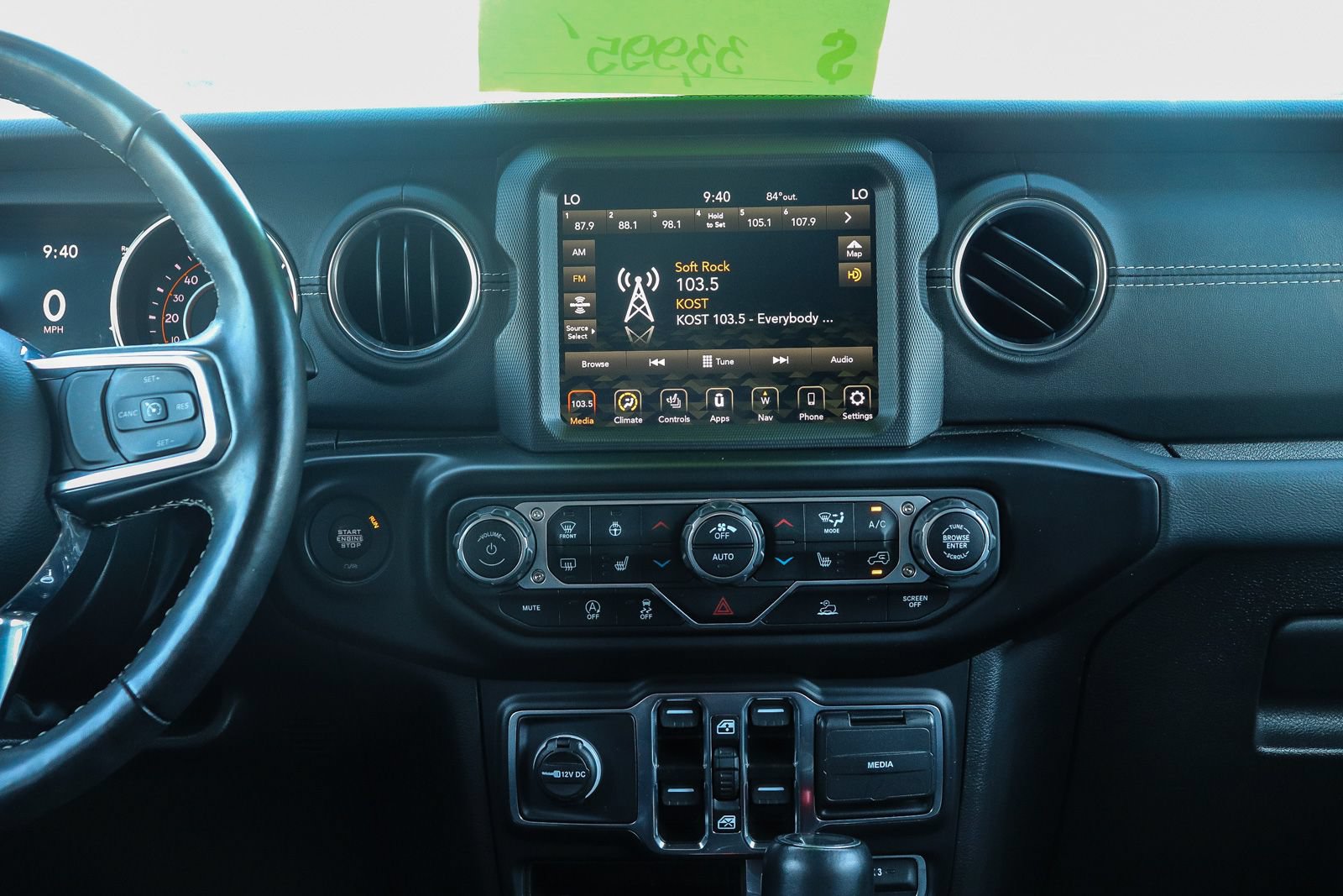 Used 2022 Jeep Wrangler Unlimited Sahara w/ Cold Weather Group AWD/4WD image 13