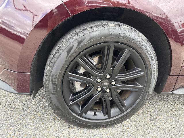 Certified 2022 Ford Edge ST-Line w/ Class II Trailer Tow Package AWD/4WD image 32