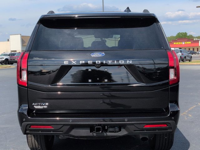 Certified 2025 Ford Expedition Active RWD image 5