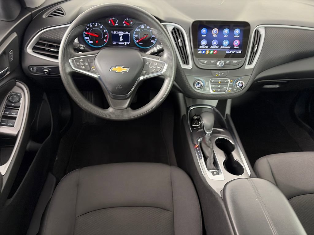 Used 2023 Chevrolet Malibu LT FWD image 14