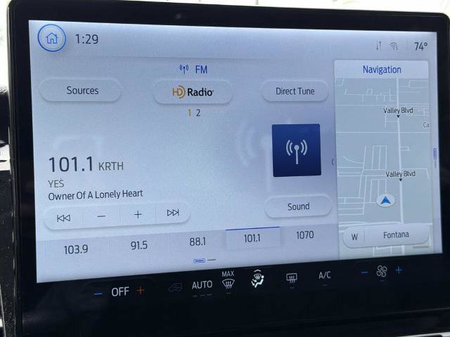 Certified 2023 Ford Transit 350 XLT RWD image 14