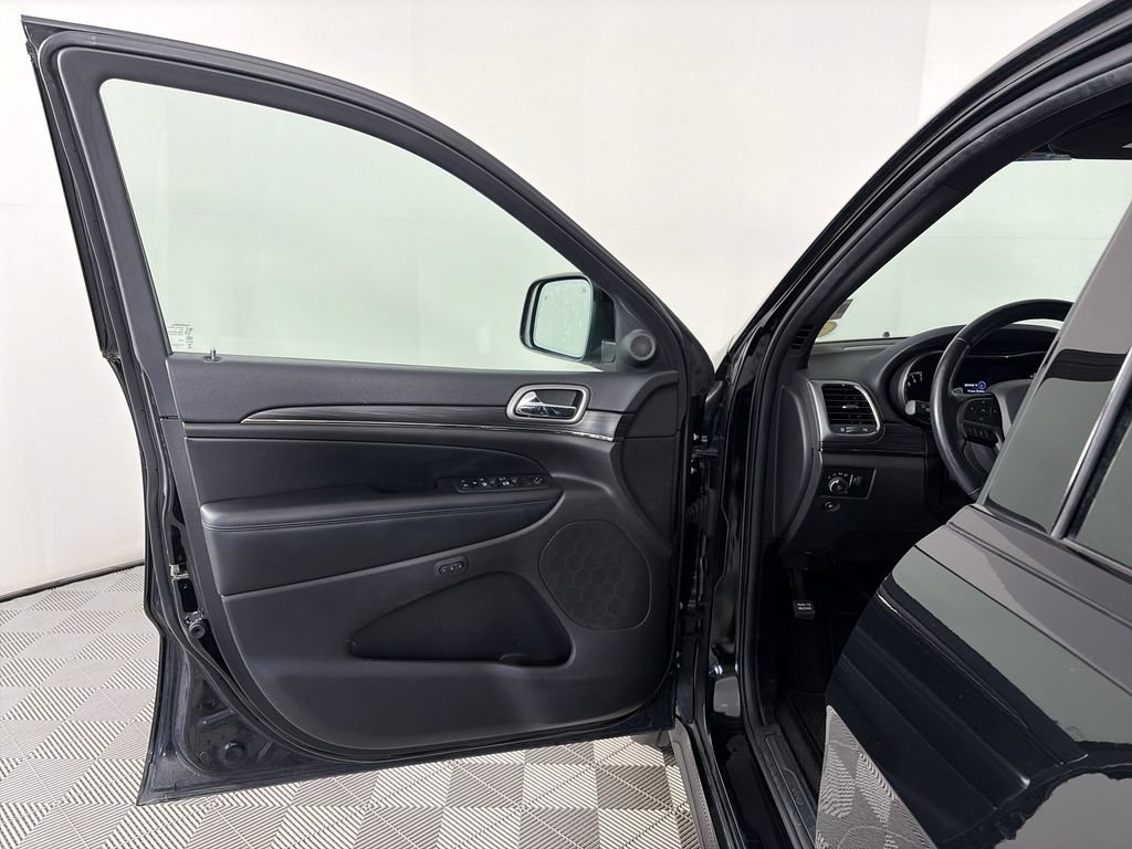 Used 2020 Jeep Grand Cherokee Limited X AWD/4WD image 10