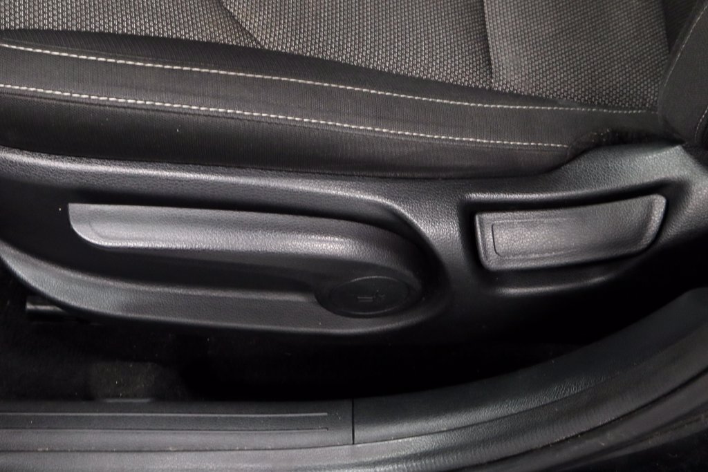 Used 2023 Kia Forte LXS w/ LXS Technology Package FWD image 24