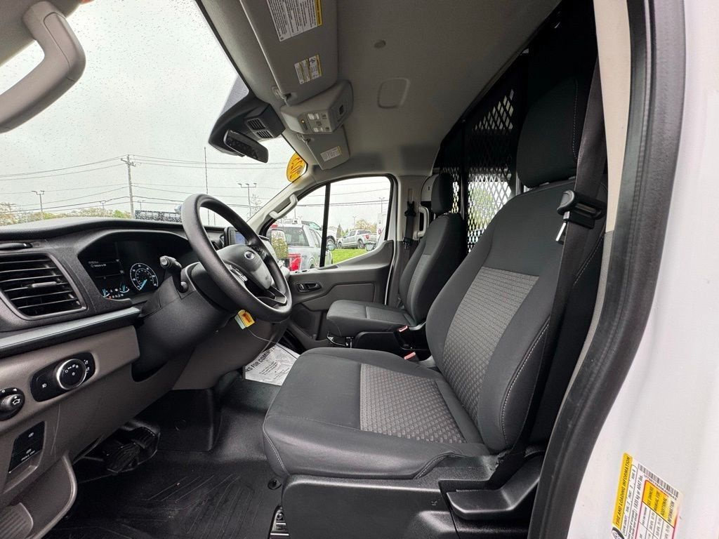 Certified 2025 Ford Transit 250 Low Roof w/ Exterior Upgrade Package RWD image 11