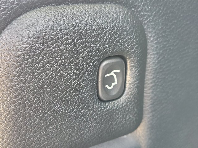 Used 2018 Jeep Grand Cherokee Laredo RWD image 10