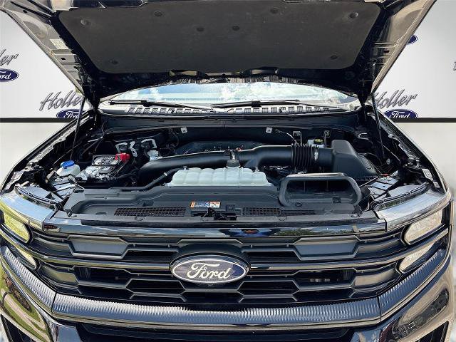 Certified 2025 Ford Expedition Active AWD/4WD image 34