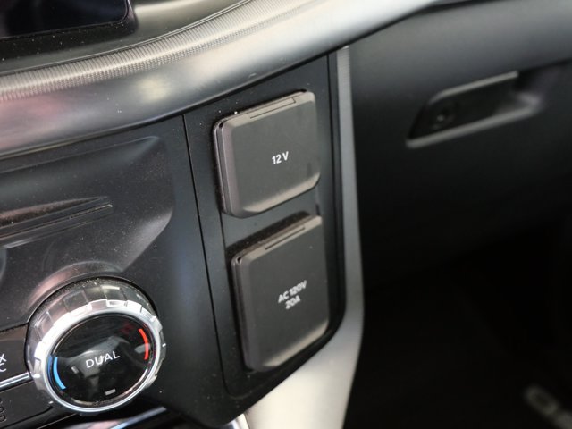Certified 2024 Ford F150 Platinum w/ FX4 Off-Road Package AWD/4WD image 33