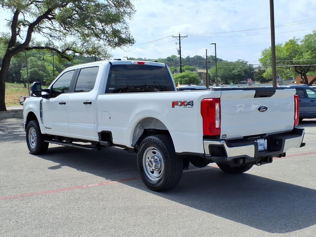 Certified 2025 Ford F350 XL w/ FX4 Off-Road Package AWD/4WD image 13