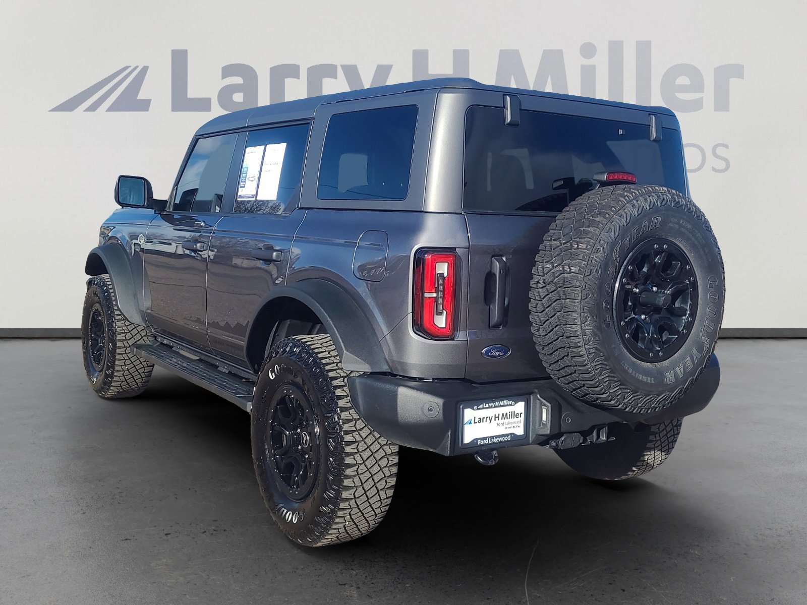 Certified 2022 Ford Bronco Wildtrak image 3