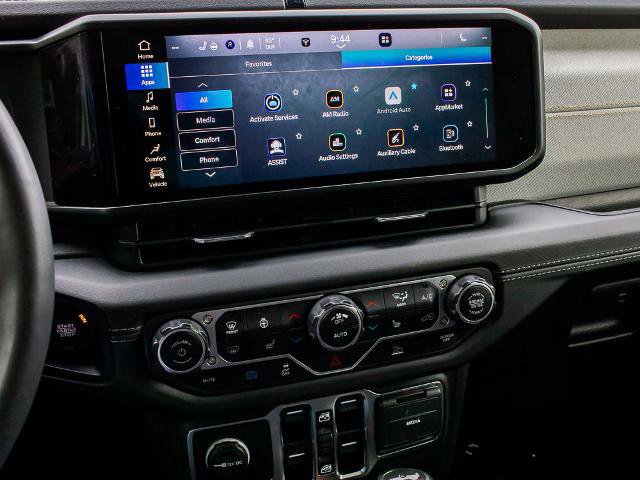 Used 2024 Jeep Wrangler Unlimited Sahara image 20