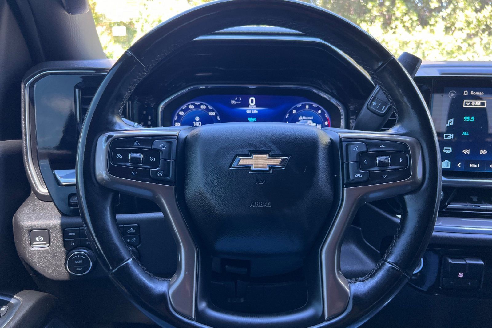 Used 2024 Chevrolet Silverado 3500 High Country w/ Technology Package AWD/4WD image 23