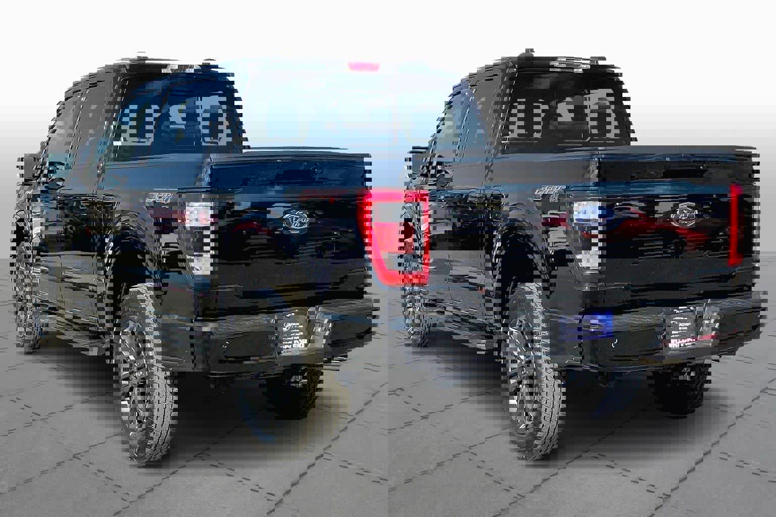 Certified 2023 Ford F150 Lariat w/ Equipment Group 502A High image 4