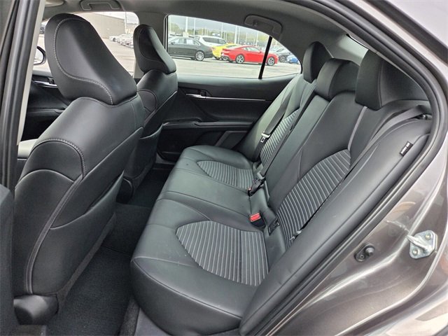 Used 2024 Toyota Camry SE image 10