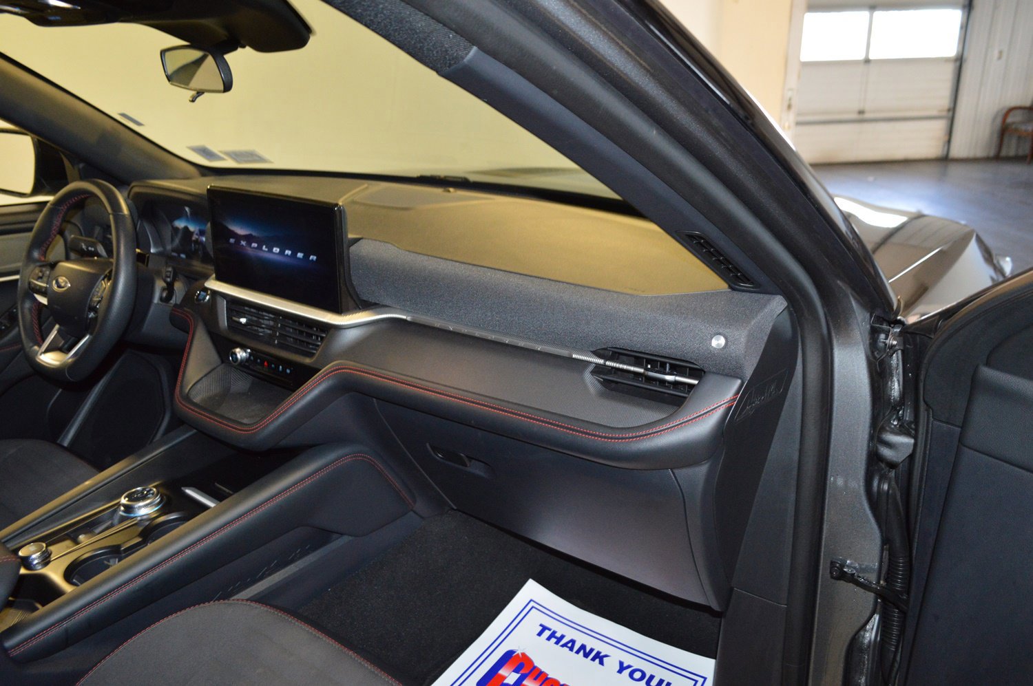 Certified 2025 Ford Explorer ST-Line image 11