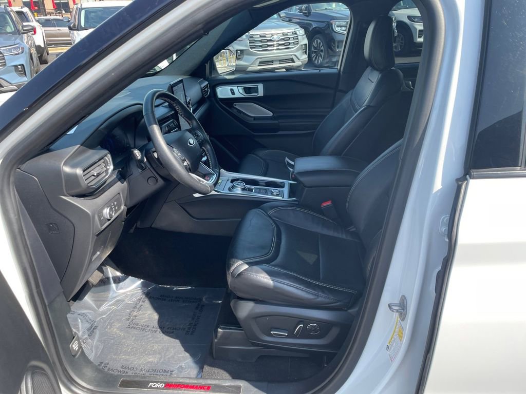 Certified 2020 Ford Explorer ST w/ Premium Technology Package image 14