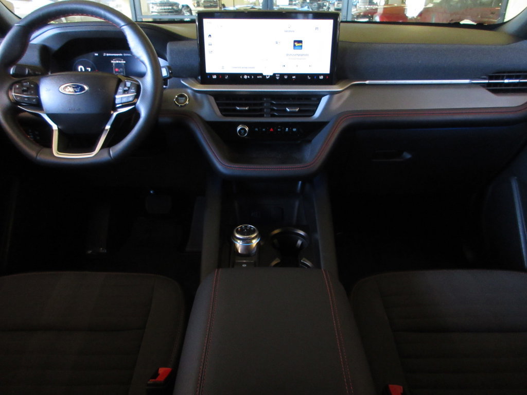 Certified 2026 Ford Explorer ST-Line w/ ST-Line Street Pack RWD image 21