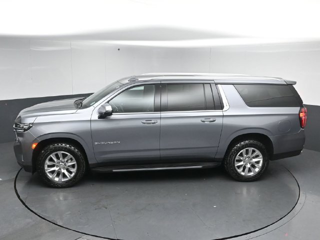 Used 2022 Chevrolet Suburban Premier AWD/4WD image 46