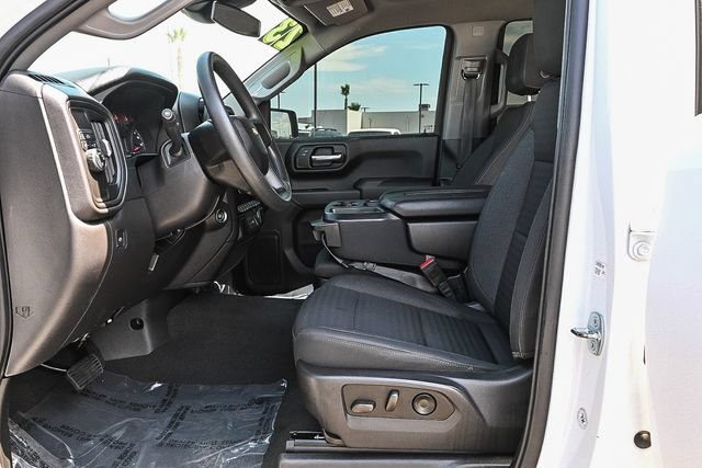 Used 2023 Chevrolet Silverado 1500 Custom w/ LPO, Dark Essentials Package RWD image 19
