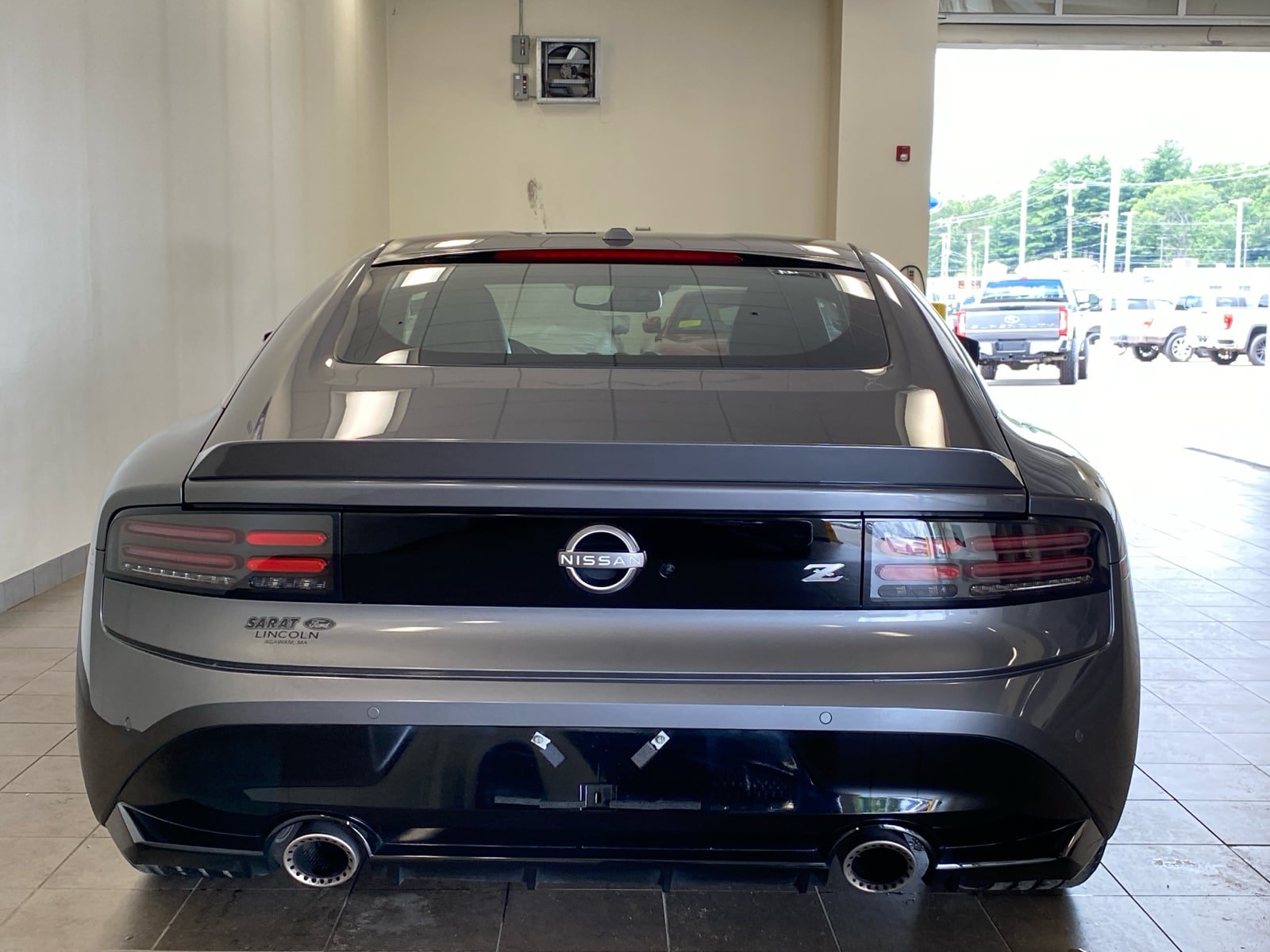 Used 2025 Nissan Z Performance w/ Floor Mat Package RWD image 6