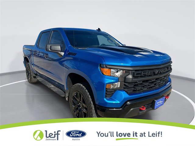 Used 2024 Chevrolet Silverado 1500 Custom Trail Boss w/ LPO, Dark Essentials Package image 1