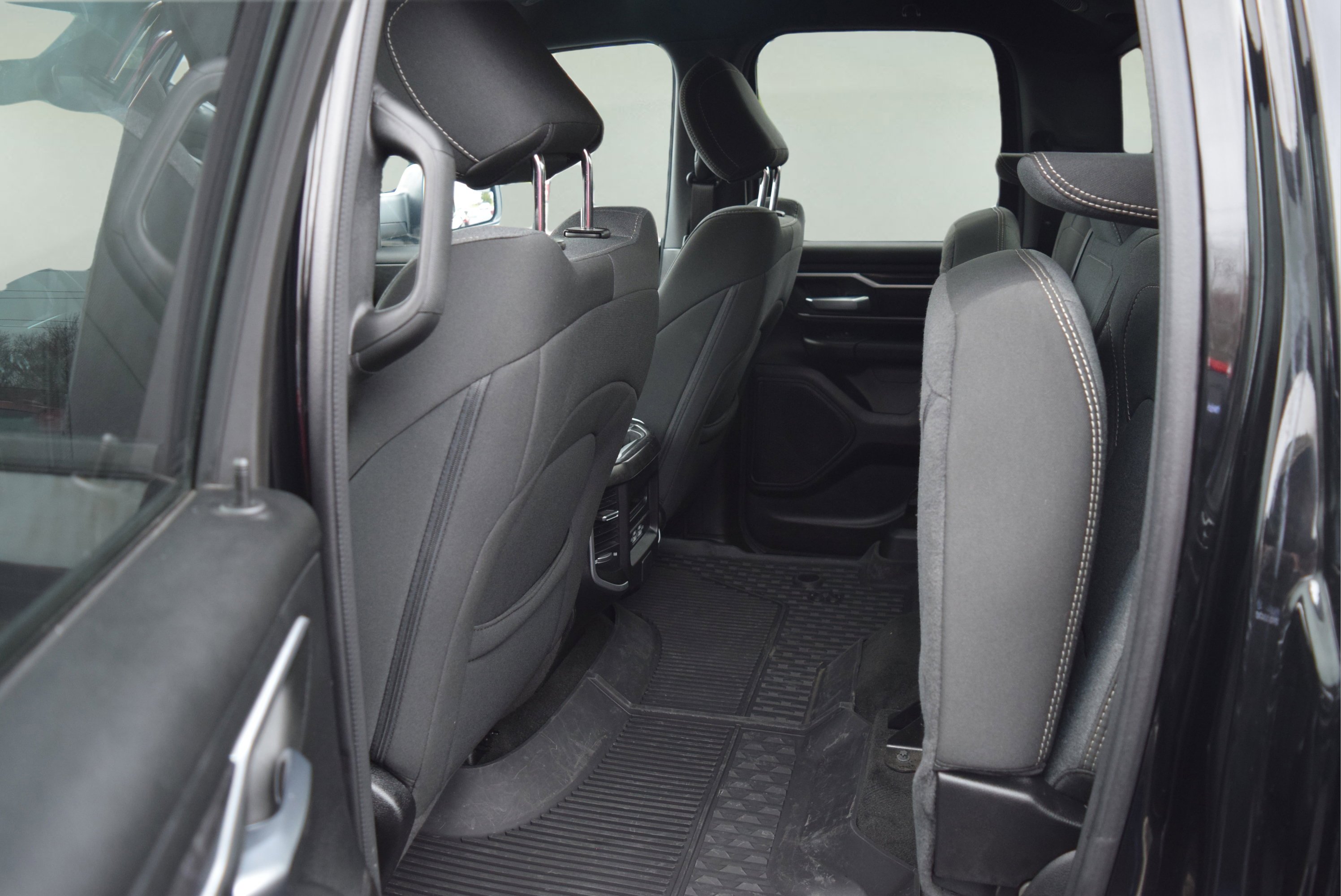 Used 2023 RAM 1500 Big Horn AWD/4WD image 8