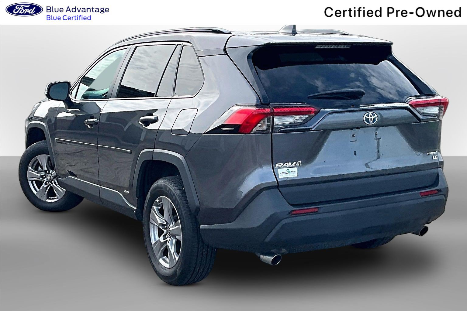 Used 2024 Toyota RAV4 LE AWD/4WD image 10