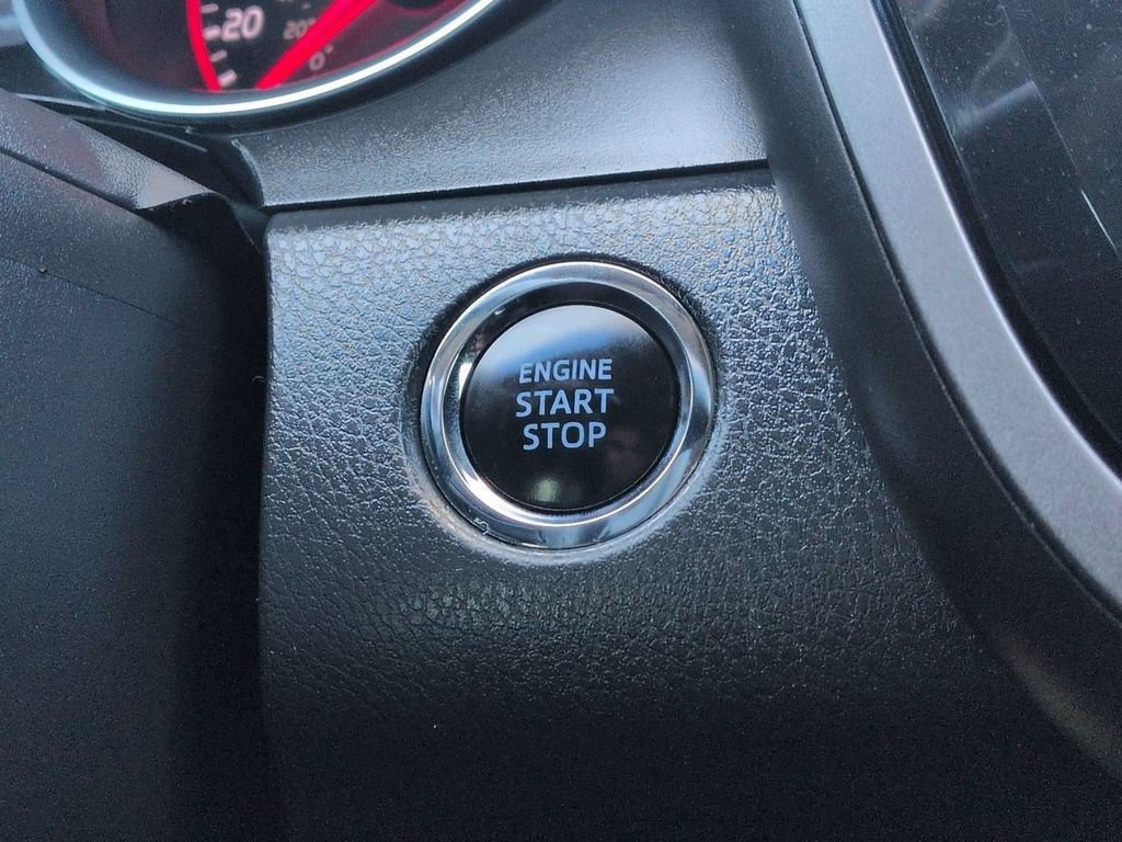 Used 2018 Toyota Camry XSE FWD image 15