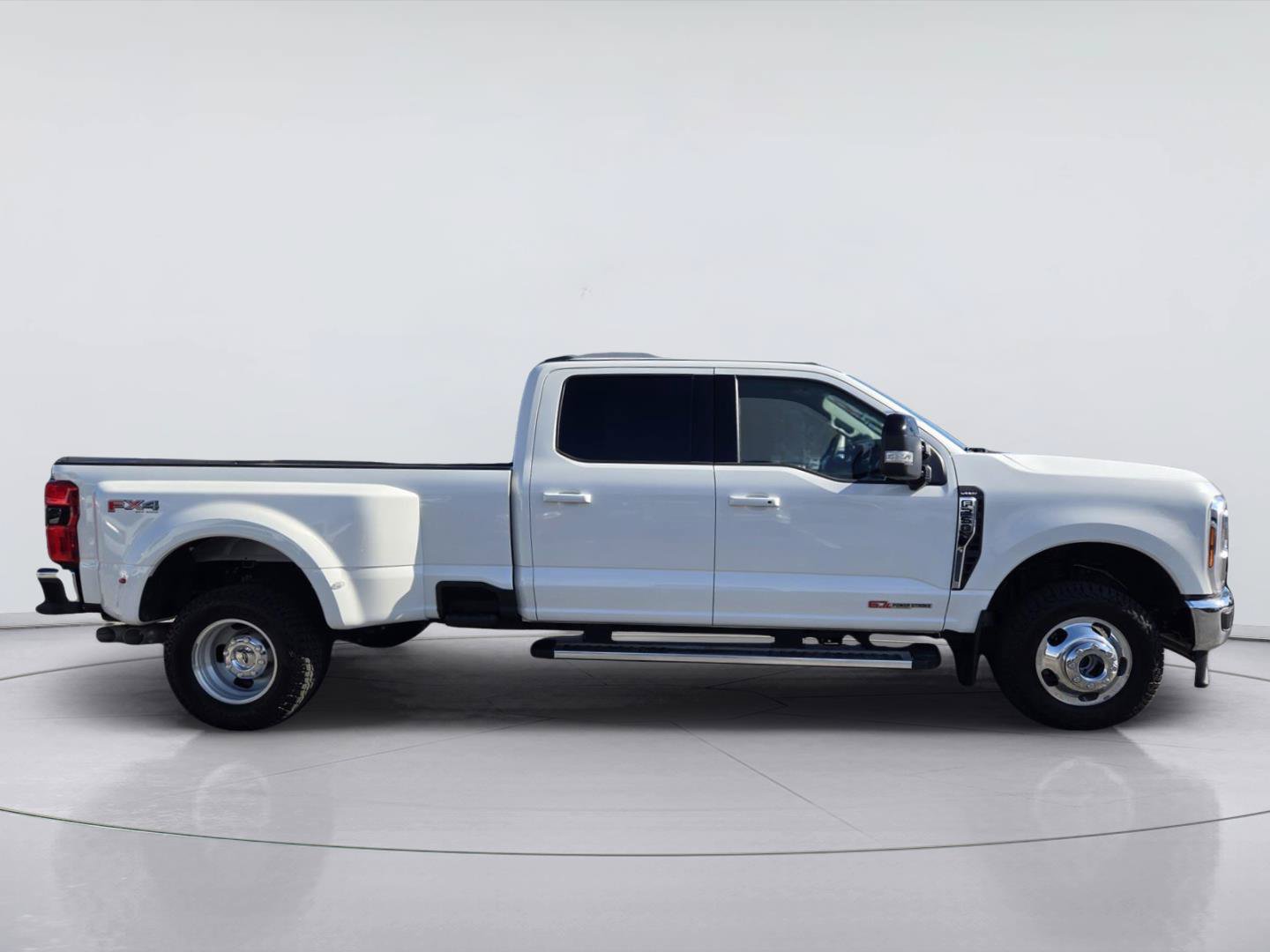 Certified 2026 Ford F350 Lariat AWD/4WD image 4