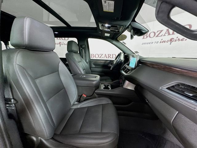 Used 2023 Chevrolet Suburban Z71 w/ Luxury Package image 35